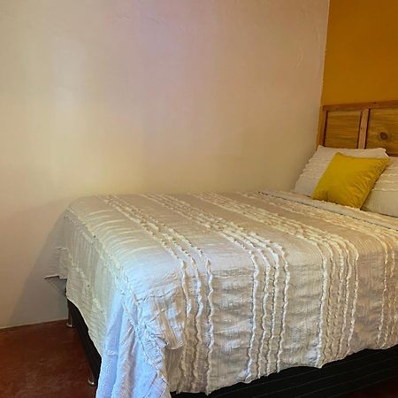 El Chirris B&B San Juan La Laguna Kültér fotó